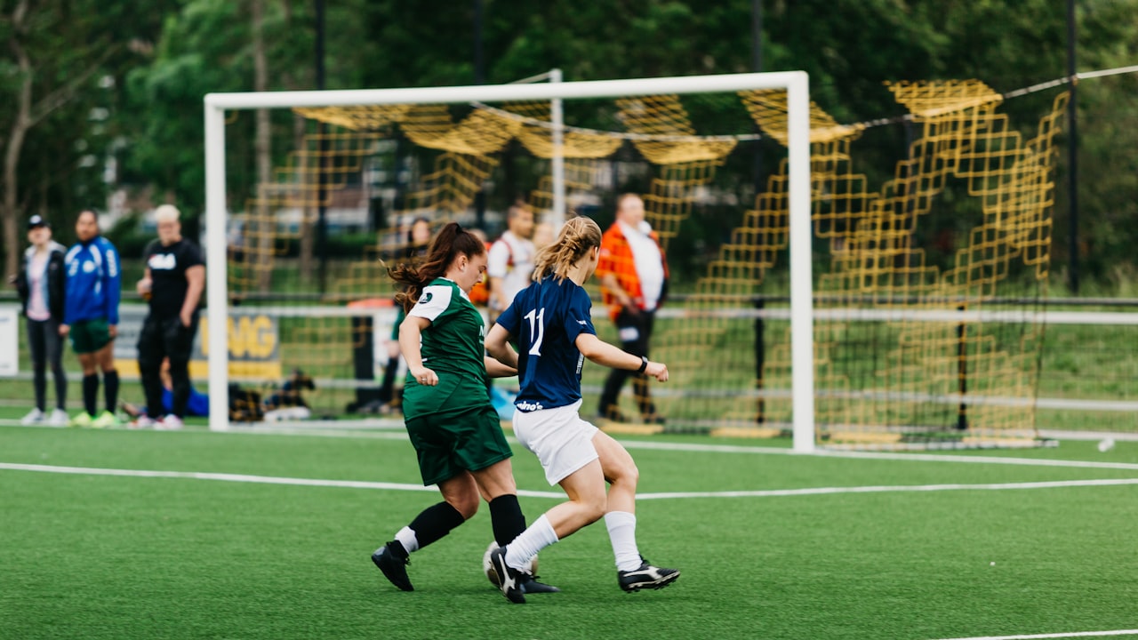 What Is Your Knowledge Of Women's Heated Jackets' Heating Systems?