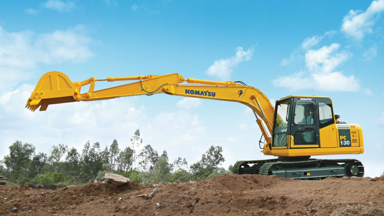 Komatsu PC130 vs. Other Excavators: What Makes It Stand Out?