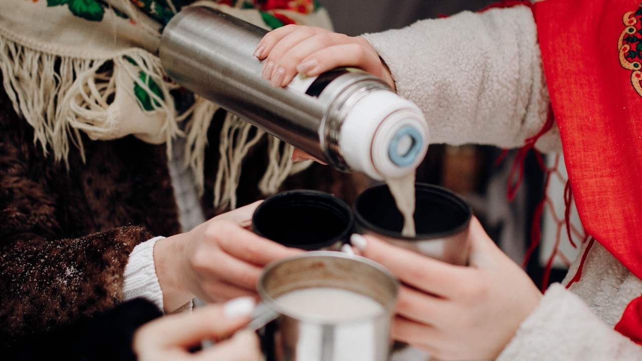 Why Cold Weather Makes Staying Hydrated Harder — and What to Do About It